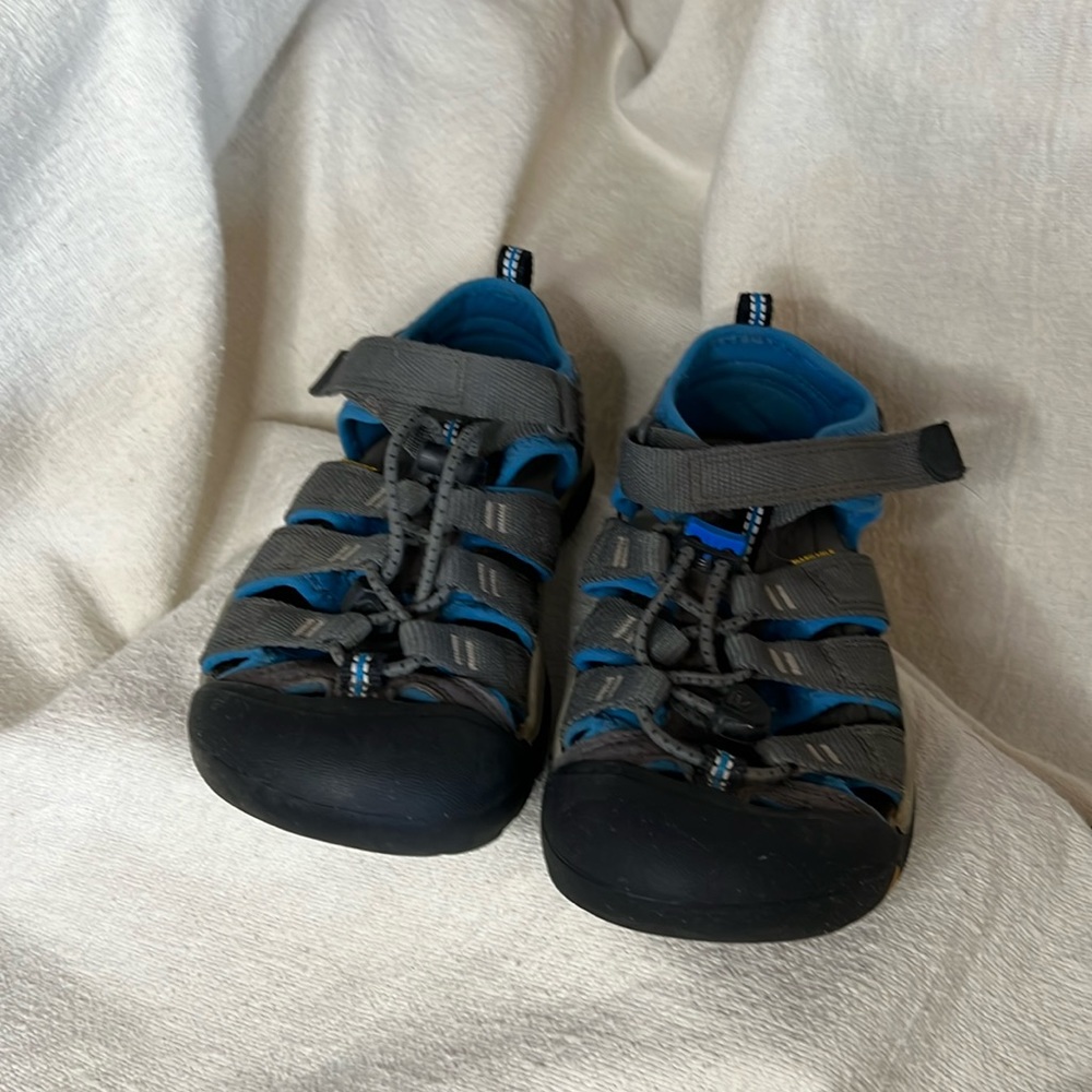 Unisex Kids Keen Sandle -SZ 2